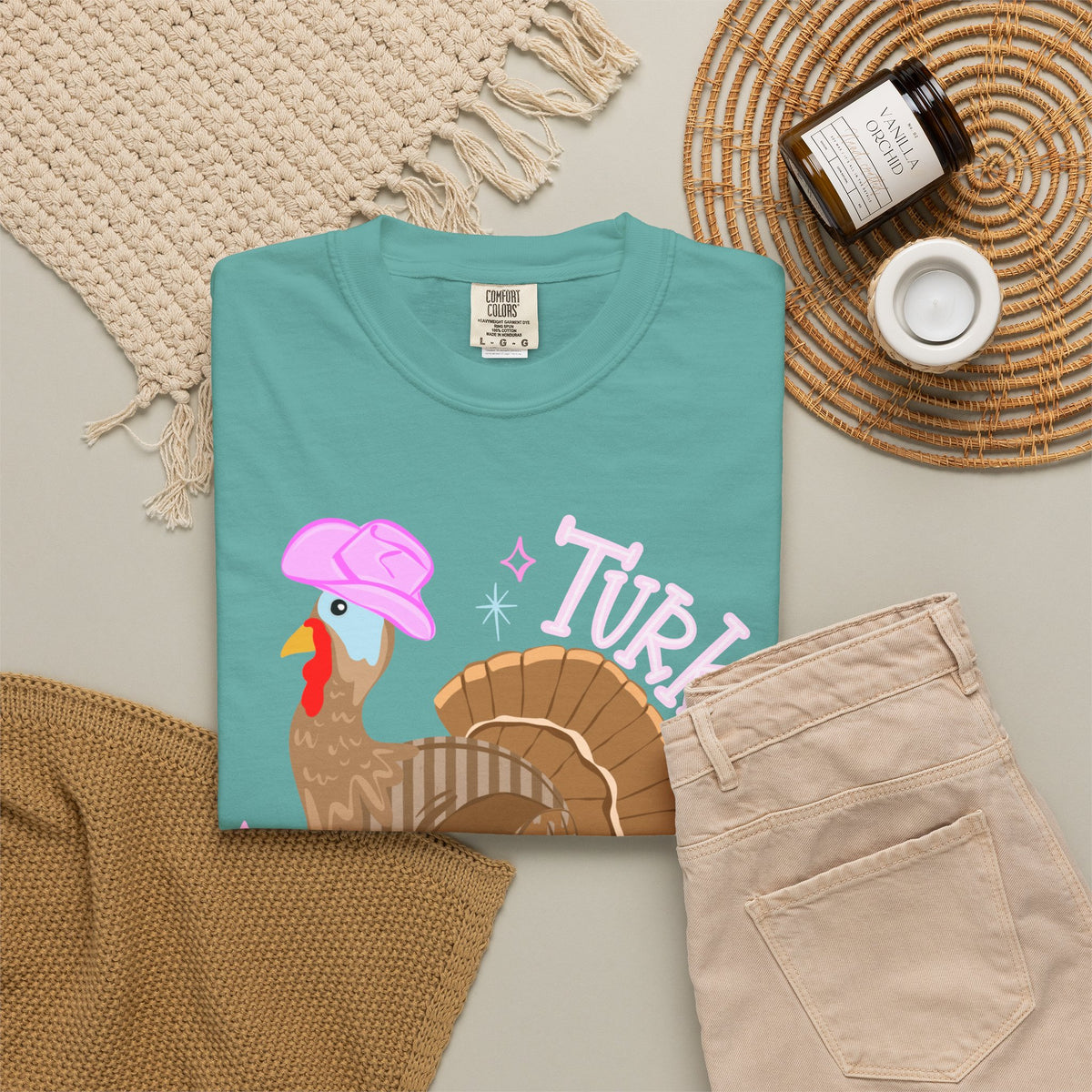 Turkey '95 Graphic T‑Shirt — Retro Cowboy Turkey with Pink Boots & Hat