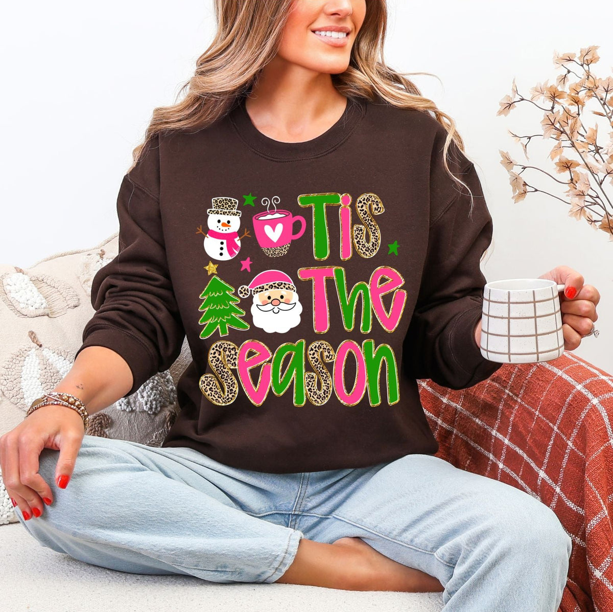 Tis The Season Leopard Graphic