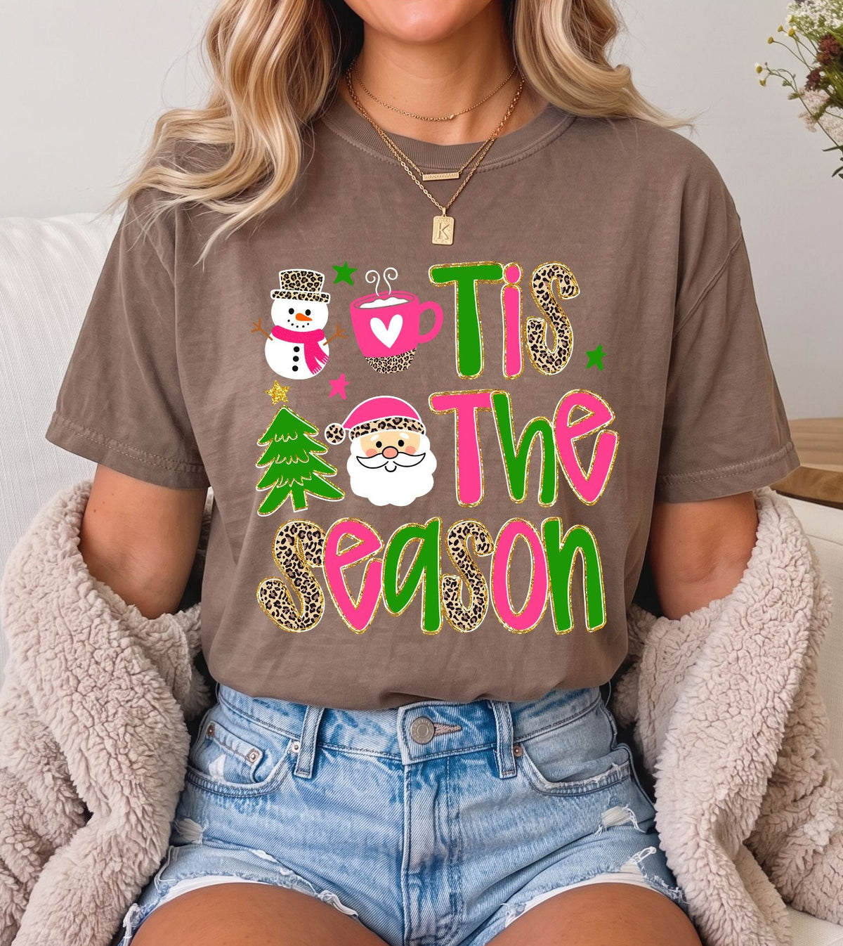 Tis The Season Leopard Graphic